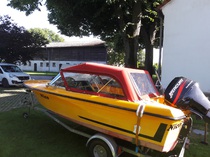 Bootsverdeck für Trainerboot in rot
