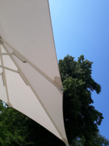 Sonnenschirm in weiß