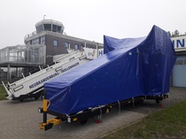 Abdeckung für Fluggasttreppe (Flughafen Heringsdorf)